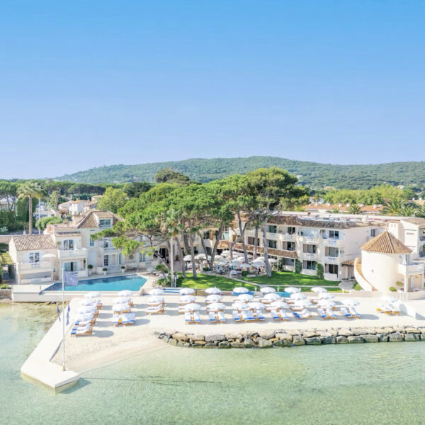 CHEVAL BLANC / ST-ROPEZ　サントロペ / フランス